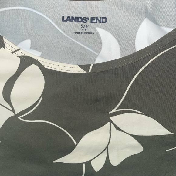🌱 Land’s End Long Sleeve Rash Guard 🌱 - Picture 2 of 6